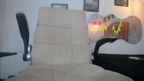 Snapshot of sharick_greco chatting on 26, 9, 2025 SHARICK online show from 26, 9, 2025