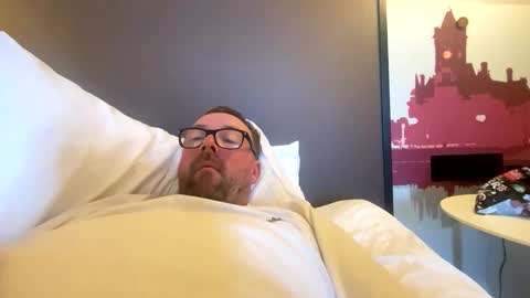 Snapshot of sharksboy16 chatting on 28, 10, 2025 Sharksboy online show from 28, 10, 2025