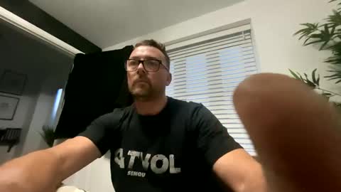 Sharksboy online show from 14, 2, 2026