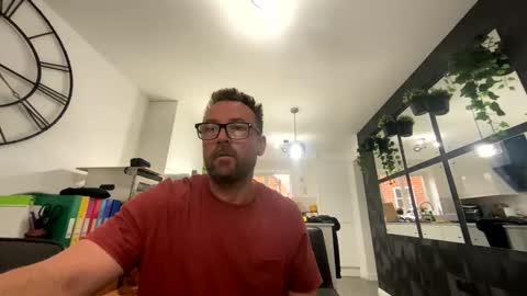 Sharksboy online show from 28, 2, 2026