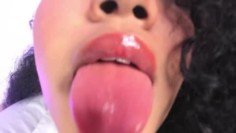 Snapshot of sharlot_evans_ chatting on 27, 4, 2026 Sharlot online show from 27, 4, 2026