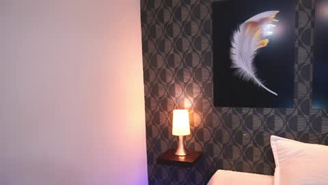 Sharom  online show from 13, 4, 2026