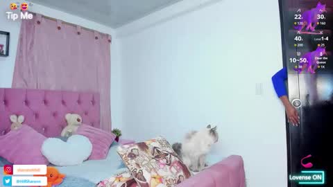 Snapshot of sharon_hill1 chatting on 17, 10, 2025 Jessica independent model online show from 17, 10, 2025