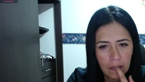 Snapshot of sharoon__cherry_ chatting on 16, 9, 2025 sharon online show from 16, 9, 2025