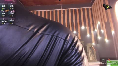 Snapshot of sharoon_gold chatting on 14, 1, 2025 Your mistress Sharon online show from 14, 1, 2025