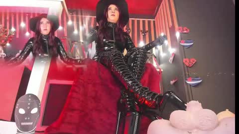 Snapshot of sharoon_gold chatting on 21, 2, 2025 Your mistress Sharon online show from 21, 2, 2025