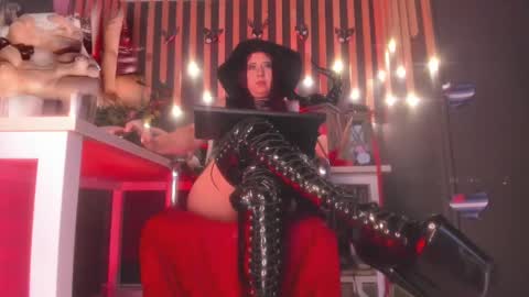 Snapshot of sharoon_gold chatting on 12, 3, 2025 Your mistress Sharon online show from 12, 3, 2025