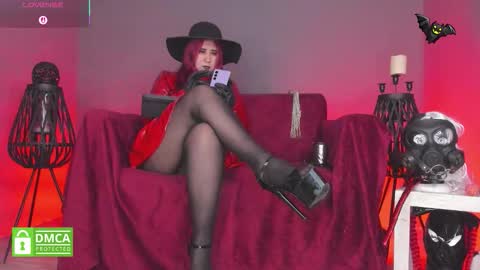 Snapshot of sharoon_gold chatting on 8, 11, 2025 Your mistress Sharon online show from 8, 11, 2025