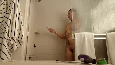 Snapshot of sharqbate chatting on 13, 12, 2025 sharqbate online show from 13, 12, 2025