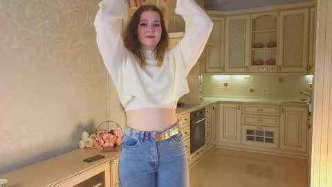 Snapshot of shaunaheiple chatting on 23, 11, 2025 Alexandra online show from 23, 11, 2025