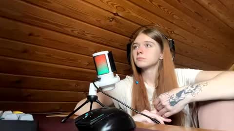 Snapshot of shavonflosi chatting on 13, 6, 2026 Maria online show from 13, 6, 2026