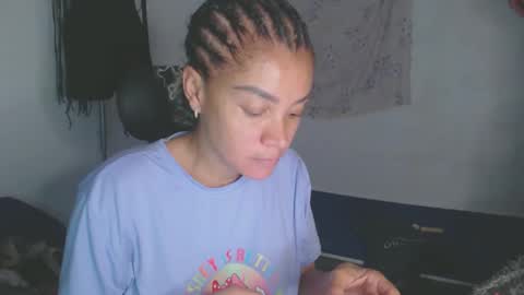 Shayna online show from 8, 4, 2026