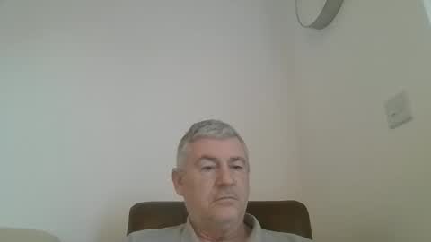 Snapshot of she52 chatting on 2, 1, 2025 she52 online show from 2, 1, 2025