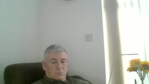 Snapshot of she52 chatting on 6, 3, 2025 she52 online show from 6, 3, 2025