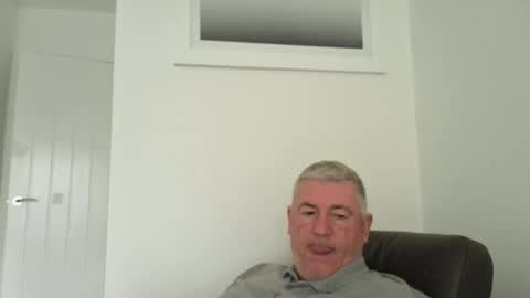 Snapshot of she52 chatting on 5, 11, 2025 she52 online show from 5, 11, 2025