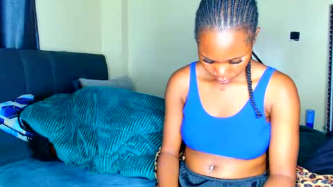 Snapshot of shee13 chatting on 29, 11, 2025 shee13 online show from 29, 11, 2025