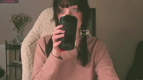 Snapshot of sheeny_shy chatting on 21, 4, 2026 Chiara online show from 21, 4, 2026