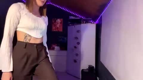 Snapshot of sheilaoverson chatting on 14, 4, 2026 sheilaoverson online show from 14, 4, 2026