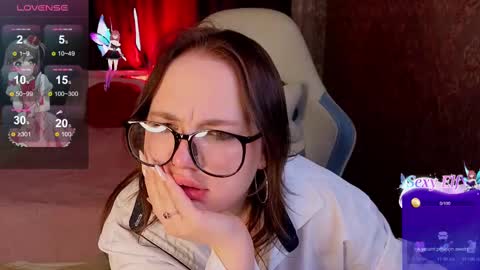 Snapshot of sheileyn chatting on 4, 3, 2025 Jessie online show from 4, 3, 2025