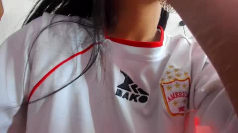 Snapshot of sheilly_brown chatting on 19, 10, 2025 sheilly_brown online show from 19, 10, 2025