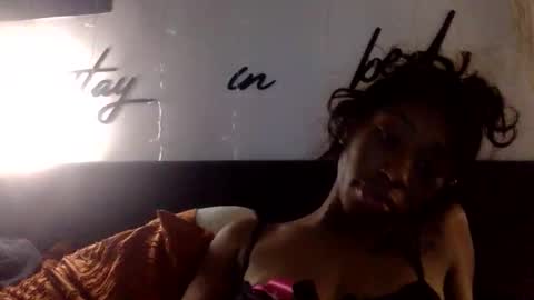 Lola online show from 17, 12, 2025