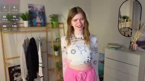 Snapshot of shelleyborom chatting on 7, 3, 2025 Sofia online show from 7, 3, 2025