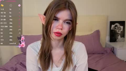 Snapshot of shelleyborom chatting on 15, 11, 2025 Sofia online show from 15, 11, 2025