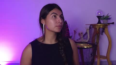 Snapshot of shelleymorell chatting on 24, 10, 2025 Transmission schedule Monday - Friday 715 am to 200 pm time Colombia online show from 24, 10, 2025