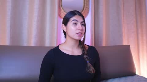 Snapshot of shelleymorell chatting on 12, 11, 2025 Transmission schedule Monday - Friday 715 am to 200 pm time Colombia online show from 12, 11, 2025