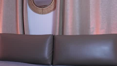 Snapshot of shelleymorell chatting on 25, 11, 2025 Transmission schedule Monday - Friday 715 am to 200 pm time Colombia online show from 25, 11, 2025