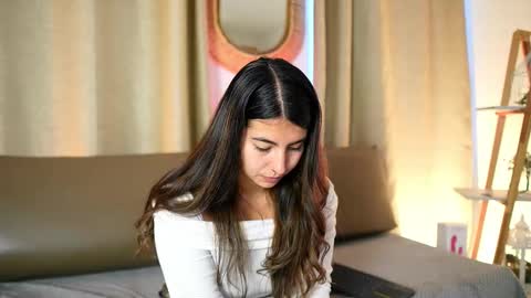 Snapshot of shelleymorell chatting on 27, 11, 2025 Transmission schedule Monday - Friday 715 am to 200 pm time Colombia online show from 27, 11, 2025