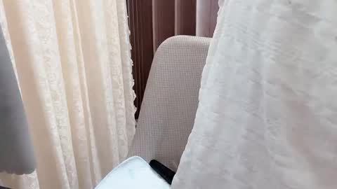 Snapshot of shellysan chatting on 1, 11, 2025 Shelly online show from 1, 11, 2025