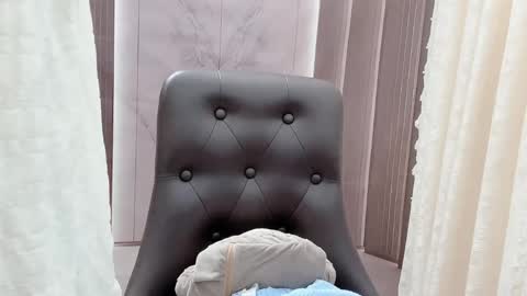 Shelly online show from 4, 4, 2026