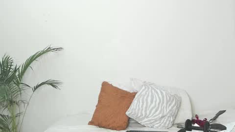 Sherlyn Adams online show from 2, 2, 2025