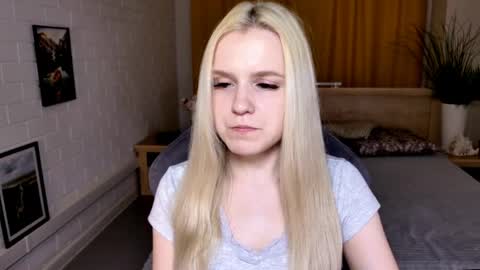 Snapshot of sherributlers chatting on 10, 6, 2026 Sweet Sherri online show from 10, 6, 2026