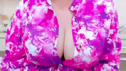Sherry online show from 28, 7, 2026