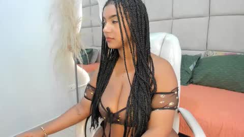 sherry_jong online show from 4, 12, 2025