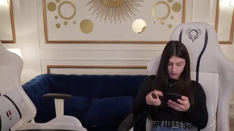 Sheryl online show from 28, 2, 2025