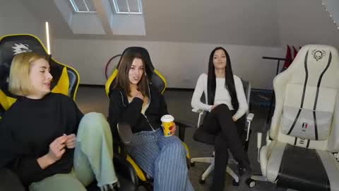 Sheryl online show from 21, 11, 2025