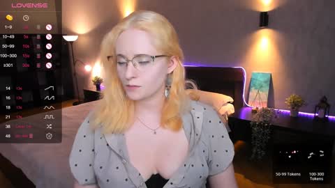 Hello guys my name is Aemilia online show from 24, 1, 2025