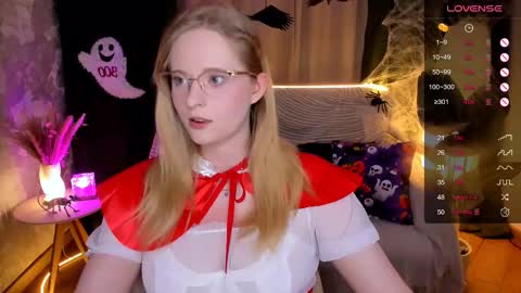 Hello guys my name is Aemilia online show from 29, 10, 2025