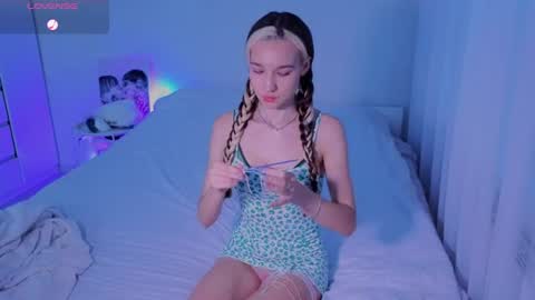Snapshot of shey1i chatting on 15, 6, 2026 Sheyli online show from 15, 6, 2026