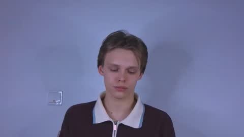 Snapshot of shidoffer77 chatting on 25, 3, 2026 Nenedent online show from 25, 3, 2026