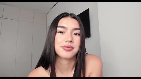 Snapshot of shineel chatting on 12, 9, 2025 Shineel online show from 12, 9, 2025