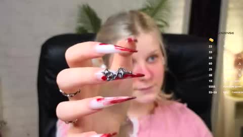 help me reach my first 25 thumbs up online show from 16, 11, 2025