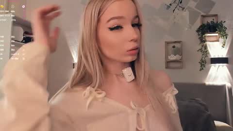 Stella  online show from 7, 4, 2026