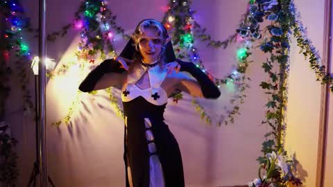 Snapshot of shiny_jail chatting on 31, 10, 2025 JennyMira THANK YOU FOR 77 777 online show from 31, 10, 2025