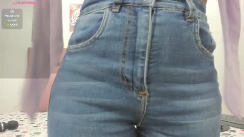 shira_sexylove online show from 12, 10, 2025