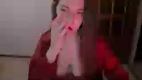 Snapshot of shiraha___rafieru chatting on 7, 7, 2026 shiraha___rafieru online show from 7, 7, 2026