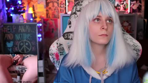 Im Lilu Rosenblum  Guys I have   ----Ill be glad to see you there online show from 20, 1, 2025